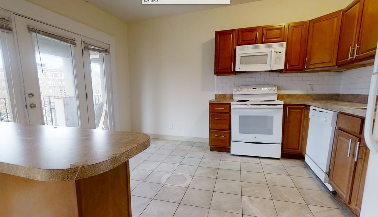 Primary Photo - Avl Now - No Fee! Spacious 3BR/1.5BA near ...
