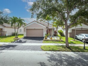 Building Photo - 1524 Canary Island Dr