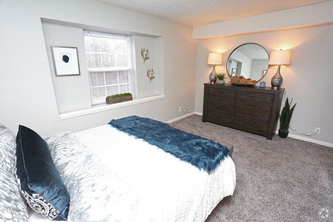 1BR, 1BA - 800 SF - Bedroom - ReNew Breckenridge