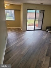 Building Photo - 1605 Meadowview Ln