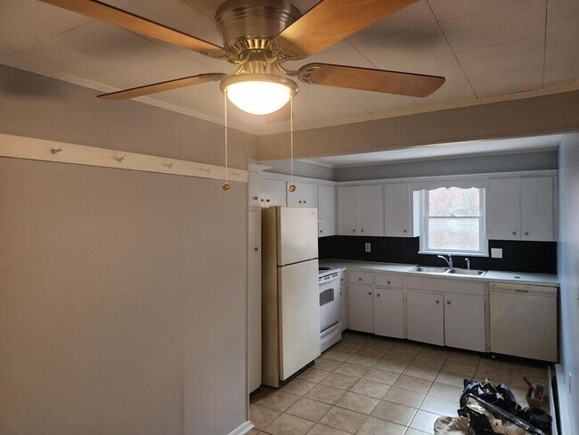 Foto del edificio - 768 Lewisberry Rd