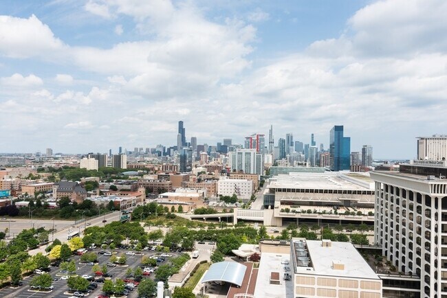 Foto del edificio - 2605 S Indiana Ave