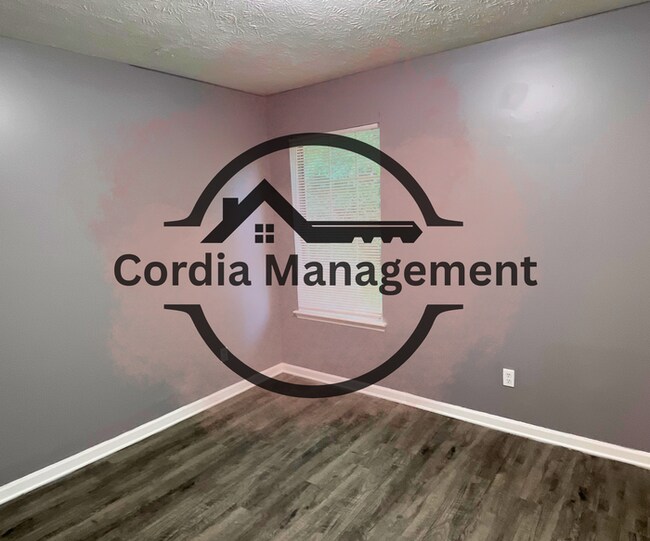 Foto del edificio - Beautiful 3 Bedroom 2 bathroom Home in Lit...
