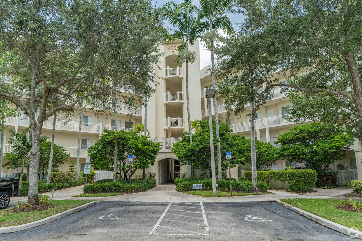 Primary - Royal Point at Palm Aire Condominiums