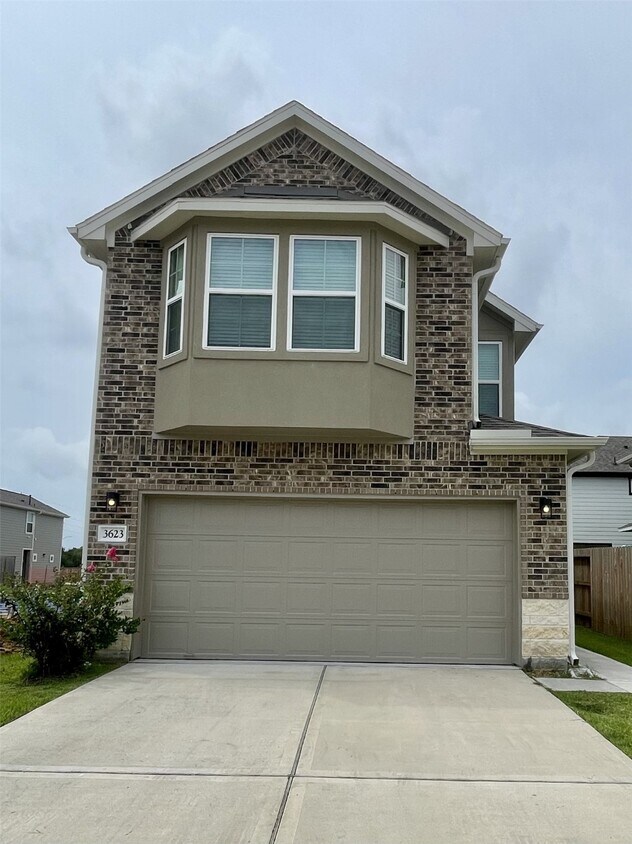 Foto principal - 3623 Pathfinder Ct