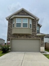 Building Photo - 3623 Pathfinder Ct