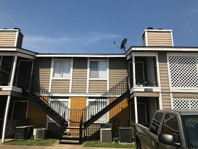 Foto del edificio - 12655 Ashford Meadow Dr