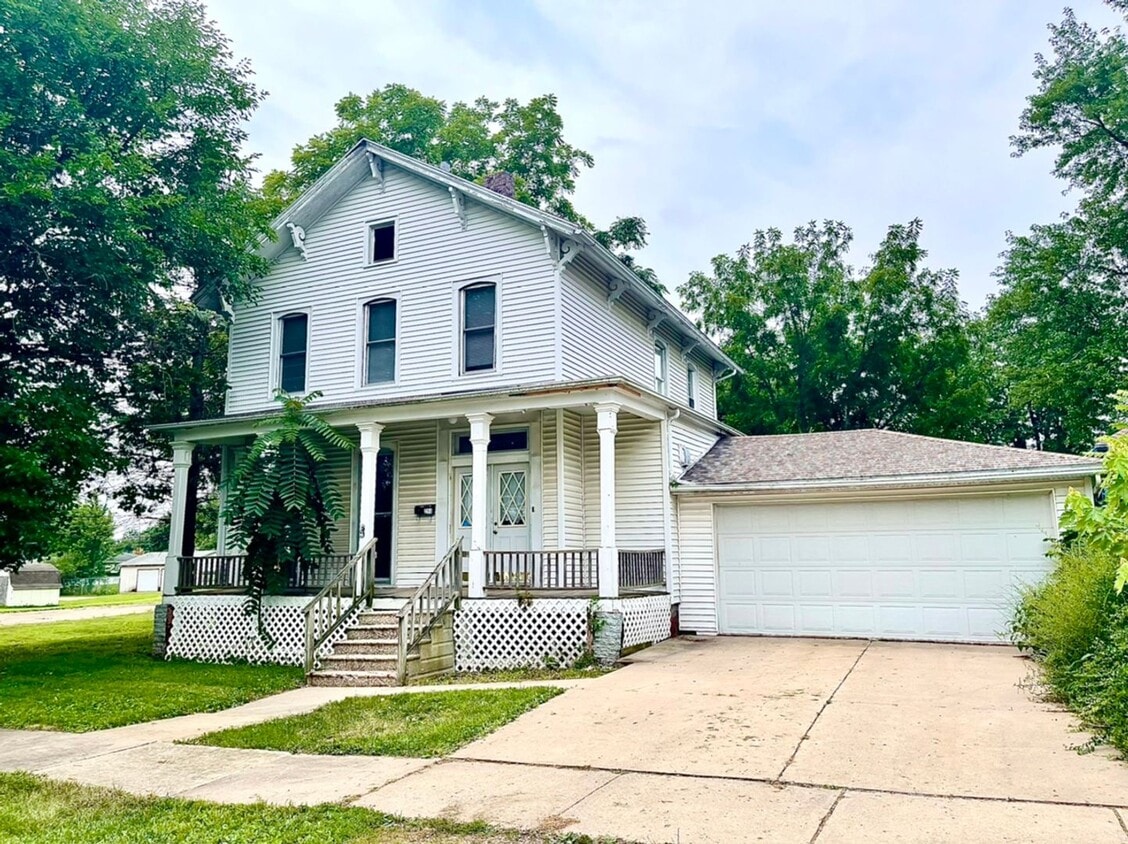 Foto principal - Nice 3 bed 1.5 bath house!