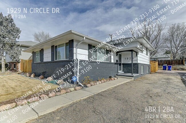 Photo - 1929 N Circle Dr House