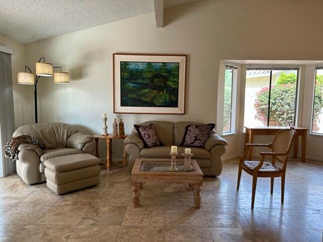 Building Photo - 40312 Sagewood Dr