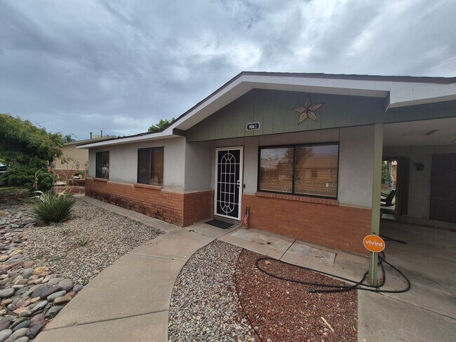Foto del edificio - Charming 3 Bedroom 1.5 Bathroom home