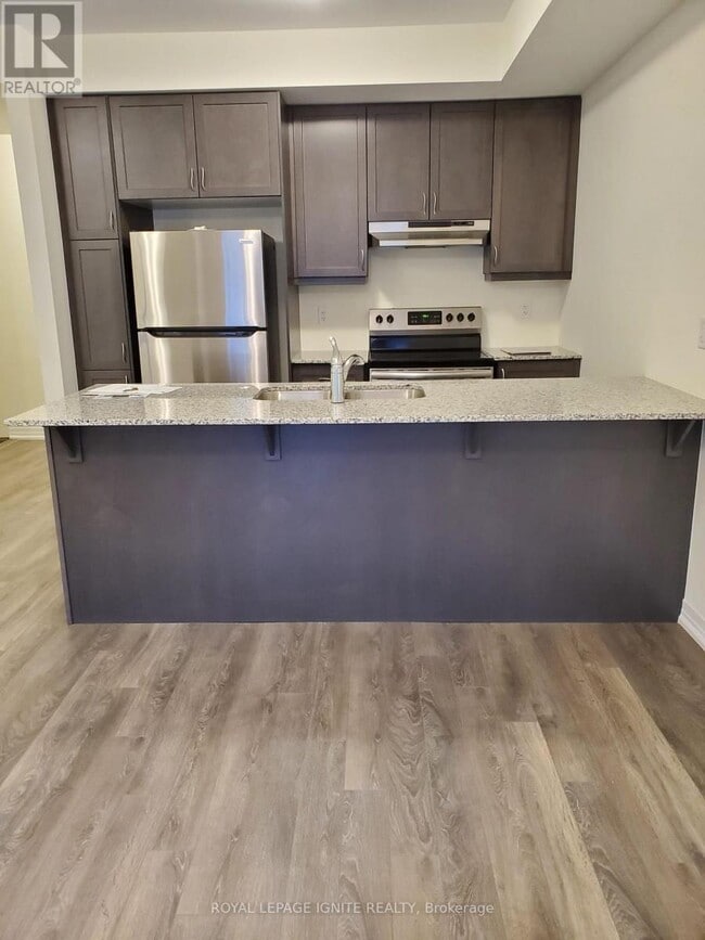 Building Photo - 250 Lagerfeld Dr