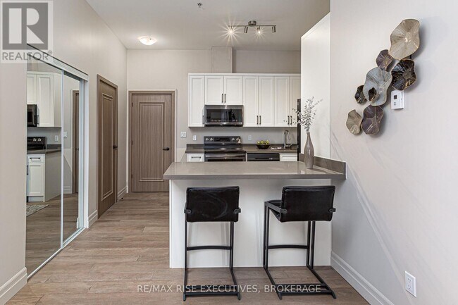 Photo du bâtiment - 847 Development Dr