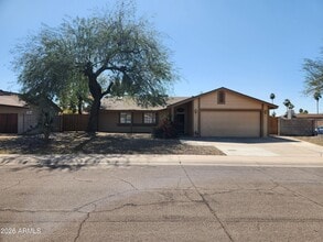 Building Photo - 6909 E Kathleen Rd