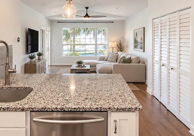 Foto del edificio - 5000 Culbreath Key Way