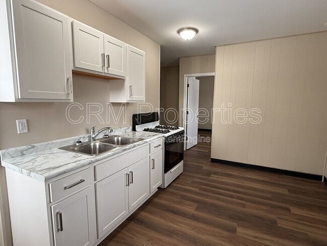 Foto del edificio - 7134 E 18th St