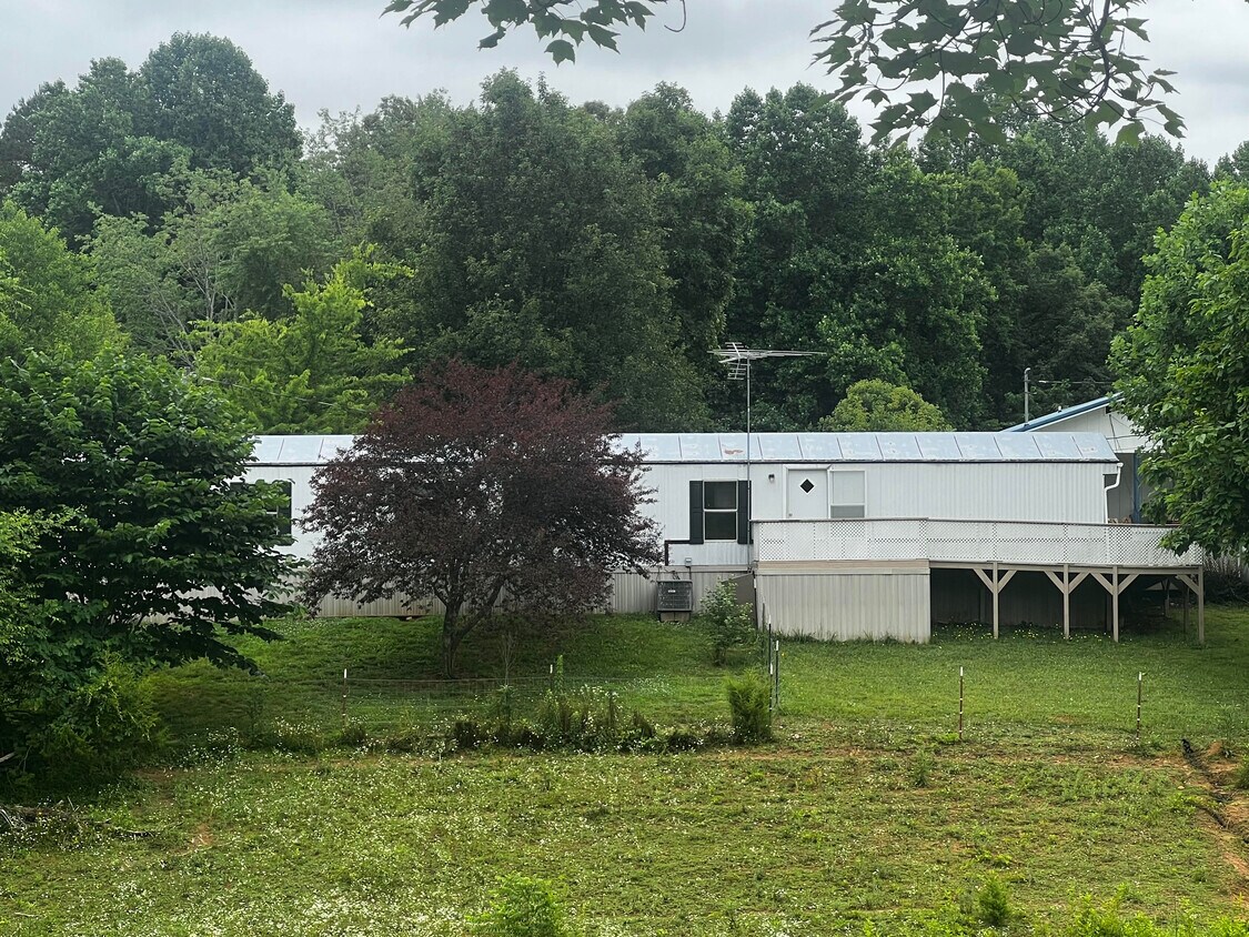 Primary Photo - 3635 Phillips Rd