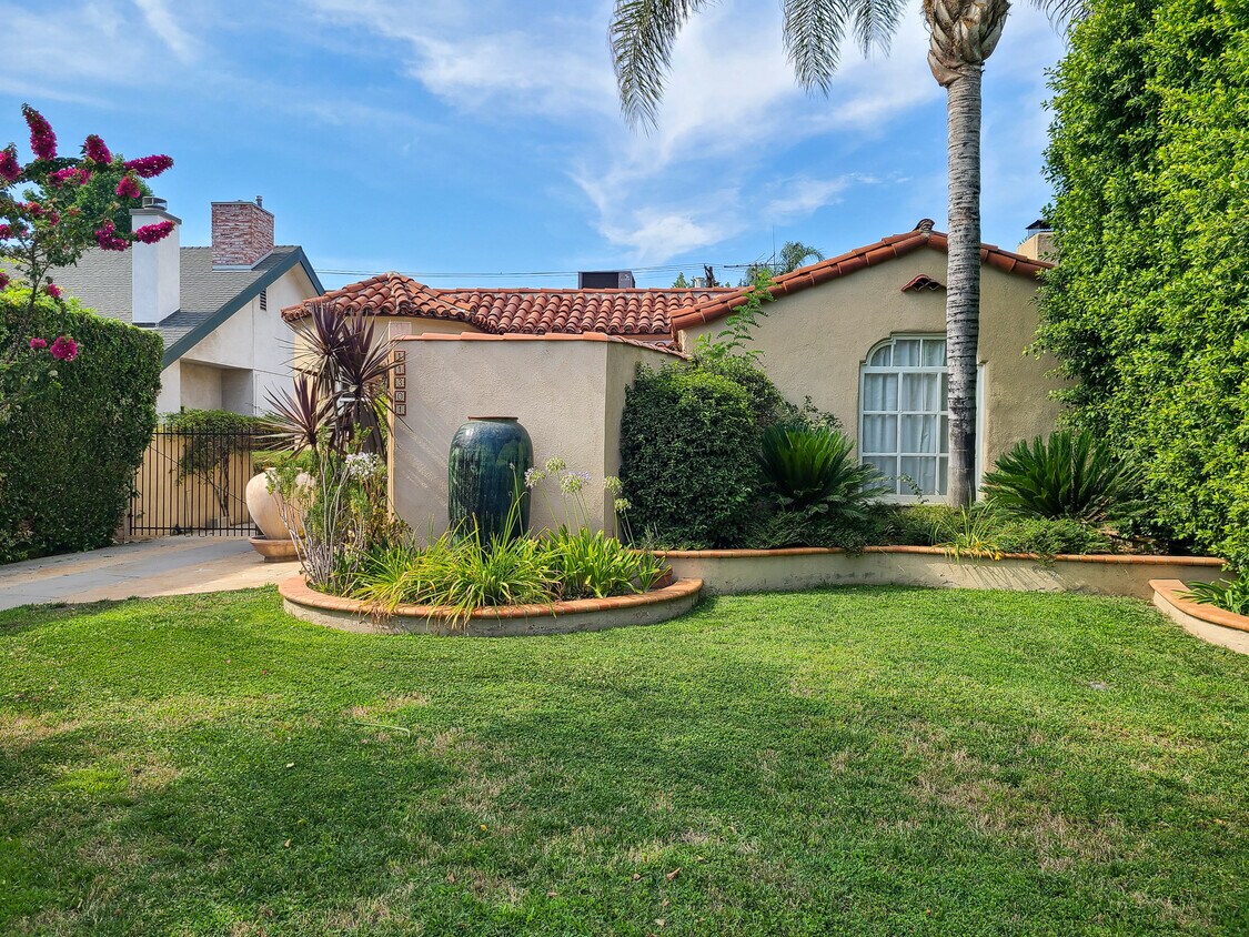 Foto principal - 11301 Blix St