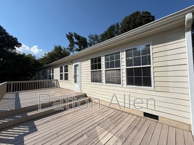 Building Photo - 18 Meadowview Terrace