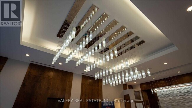 Building Photo - 2220 Lake Shore Blvd W