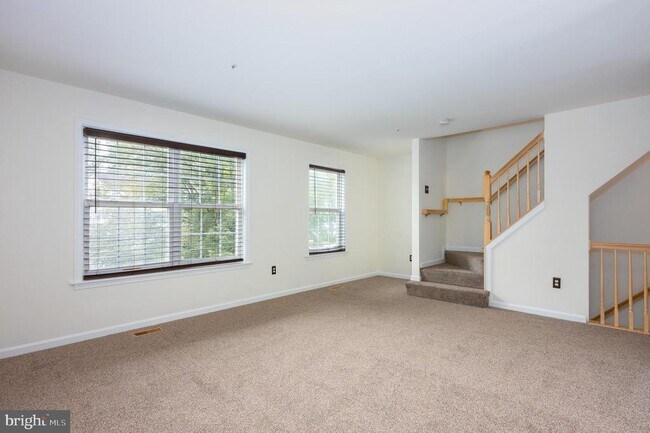 Building Photo - 4406 Lieutenant Lansdale Pl