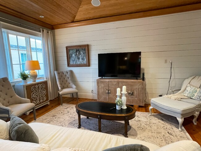 Foto del edificio - 2 Downtown Founders Ln