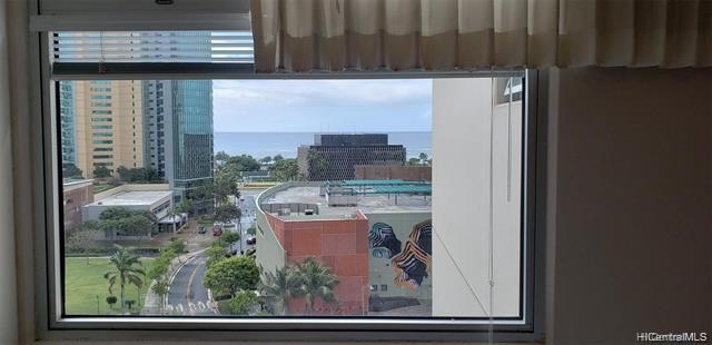 Building Photo - 1133 Waimanu St