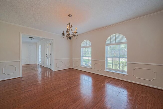 Building Photo - 13419 Paradise Valley Dr