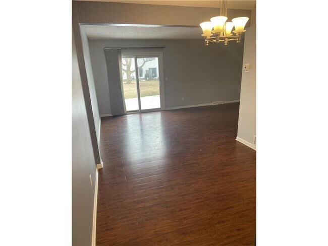 Foto del edificio - 2363 Dorland Ln