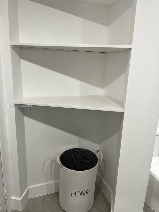 Building Photo - 3530 Mystic Pointe Dr