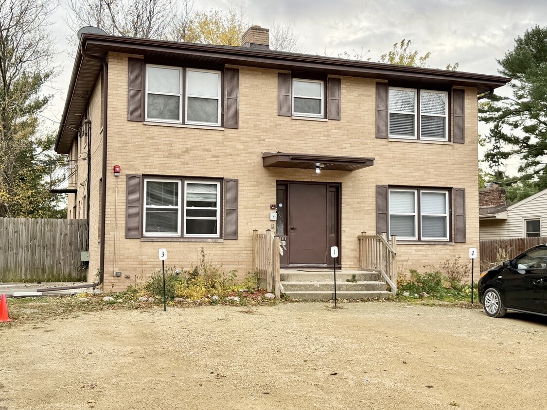 Foto principal - 290 Orchard Dr