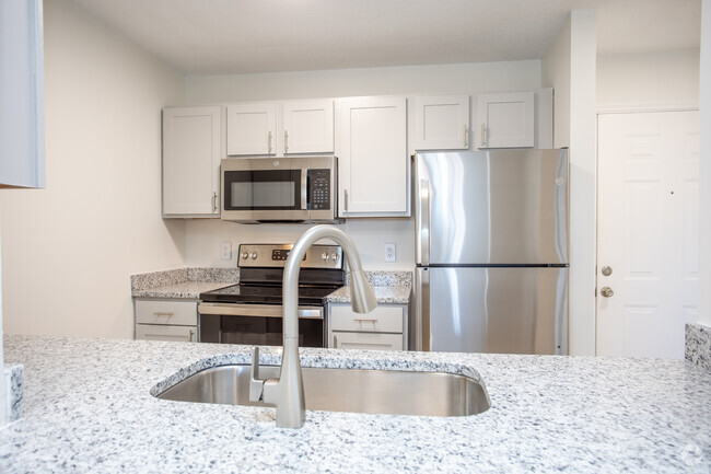 Interior Photo - Brookefield Apartments