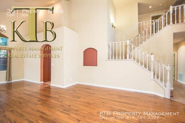 Building Photo - Great 5 Bedroom in Lexington Hills