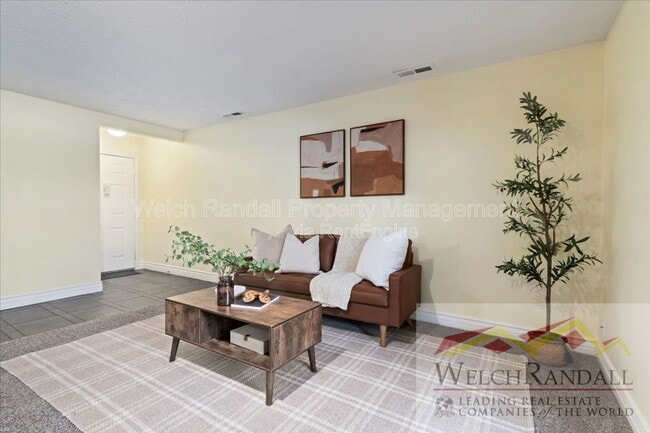 Foto del edificio - 2438 Elizabeth St