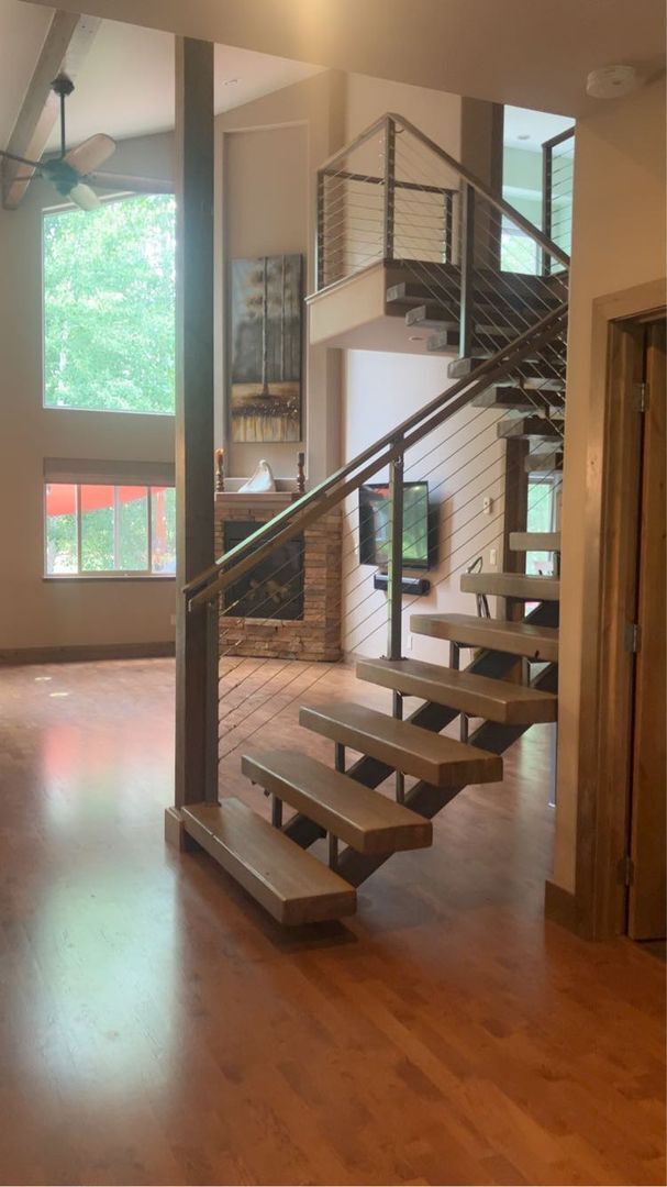 Foto del edificio - Luxury Living on the 7th Hole of Dalton Ra...