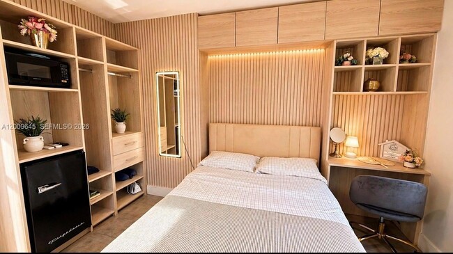 Foto del edificio - 2425 SW 21st Ter