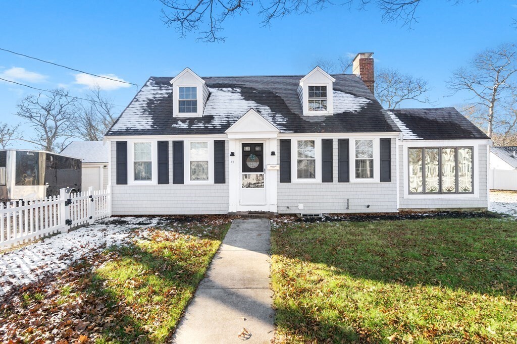 Primary Photo - 32 Woodside Ave