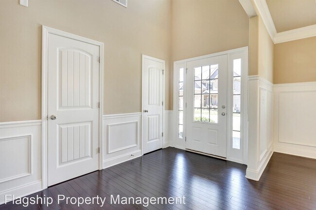 Building Photo - 4 br, 2.5 bath House - 330 Bridge Crossing