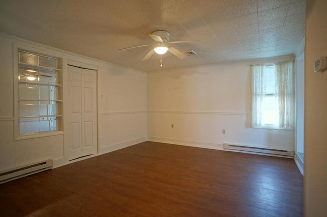 Building Photo - 680 State St.