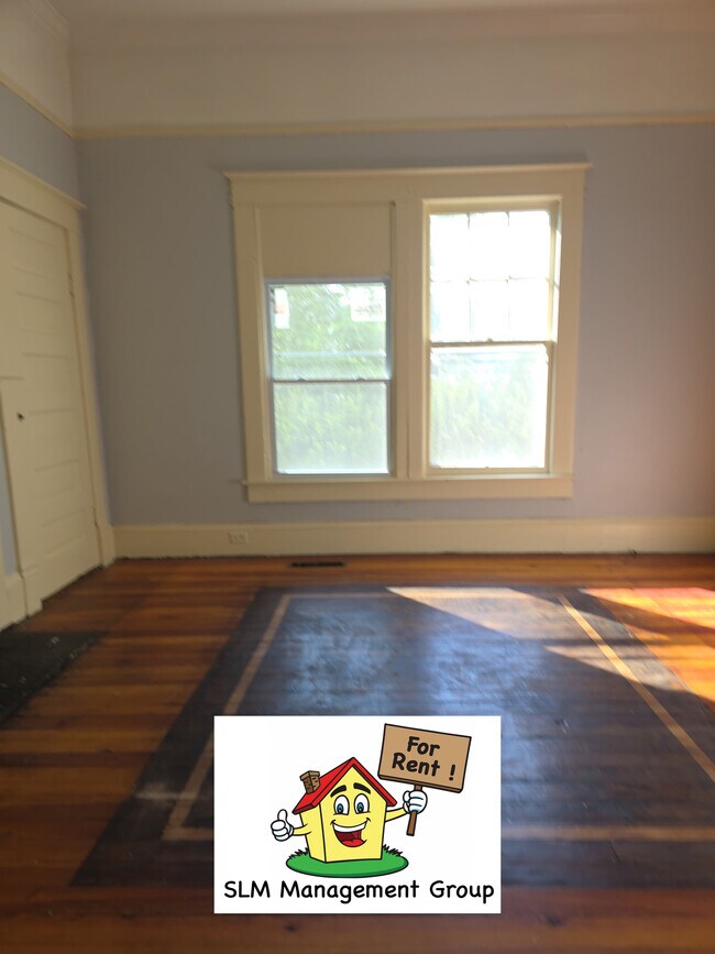 Building Photo - 215 Bethel St