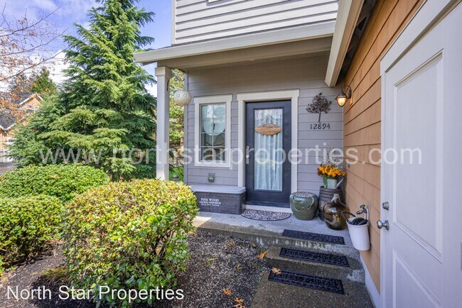 Building Photo - 2 br, 2.5 bath House - 12894 Boones Ferry ...