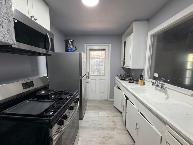 Photo - 714 SW Dallas St (Grand Prairie, TX) House