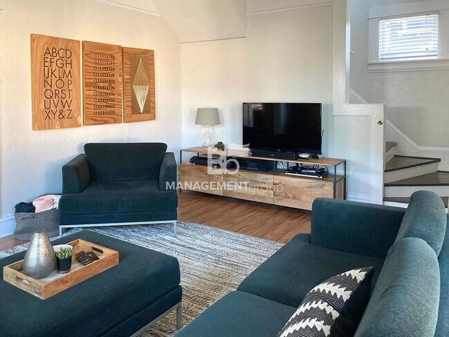 Foto del edificio - Close-In North Portland Home - Stylish and...
