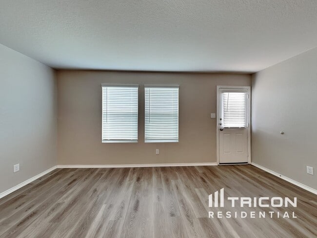 Building Photo - 9720 Marbach Brk