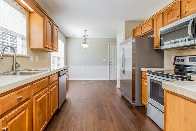 Foto del edificio - 1511 Antebellum Dr