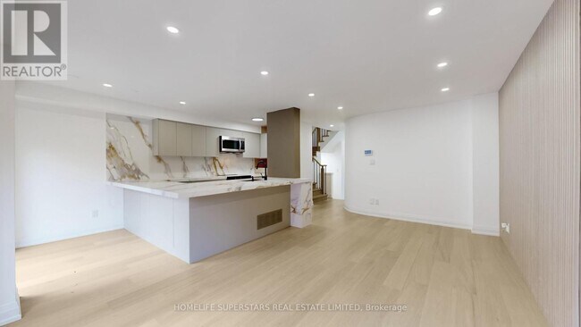 Building Photo - 3 Playfair Rd