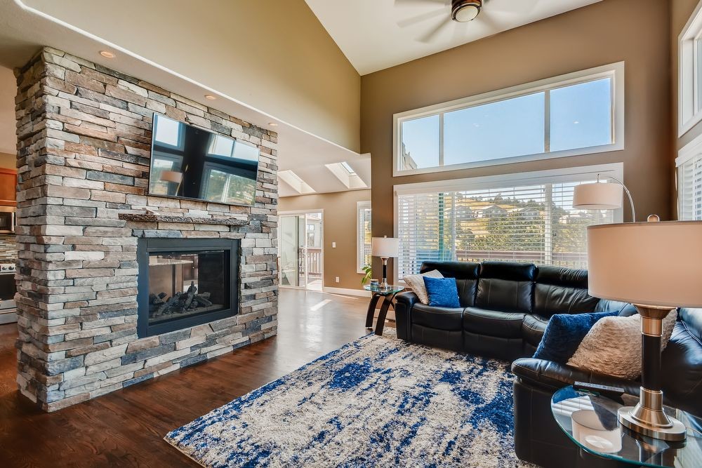 Primary Photo - 770 Chimney Creek Dr
