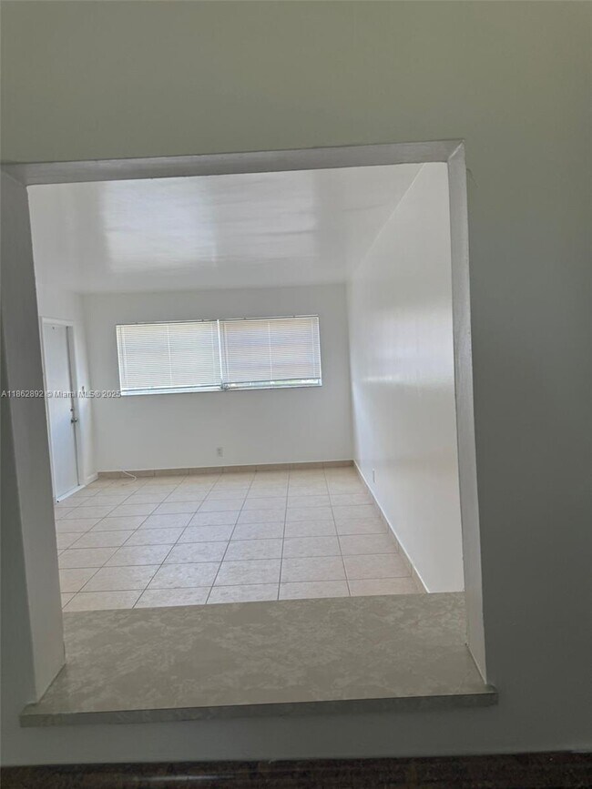 Foto del edificio - 220 SW 9th Ave