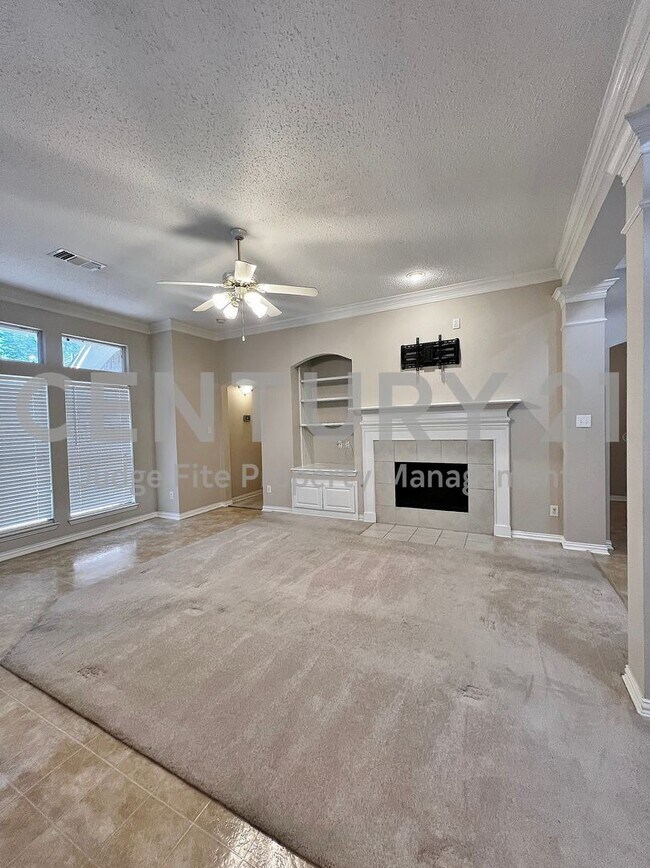 Building Photo - Charming 3/2/2 in Grand Prairie For Rent