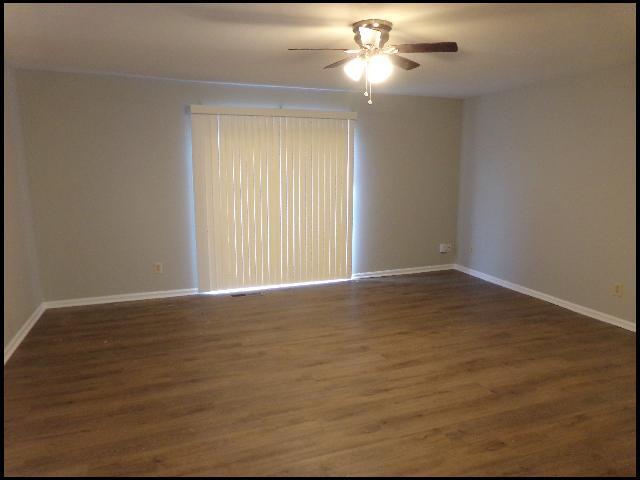 Foto del edificio - 1807 Sanford Dr